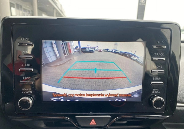 Toyota Yaris cena 63900 przebieg: 121529, rok produkcji 2022 z Brwinów małe 254
